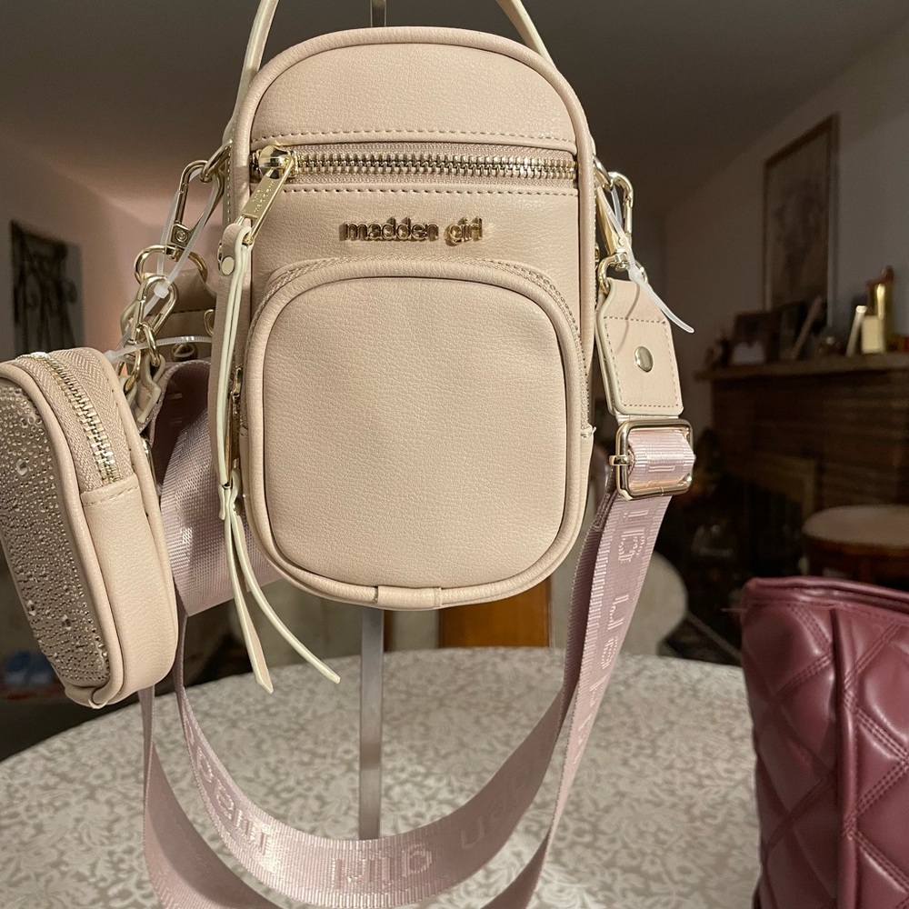 New Madden Girl Cream Crossbody Bag